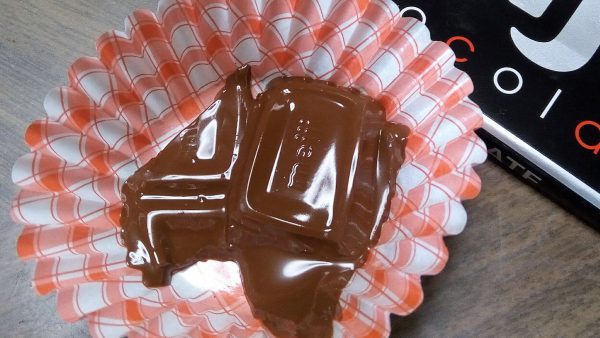 チョコでイラストを描く方法をマスター 秘訣はチョコを絞るときのアレ 林原りかの公式ブログ 林原商店